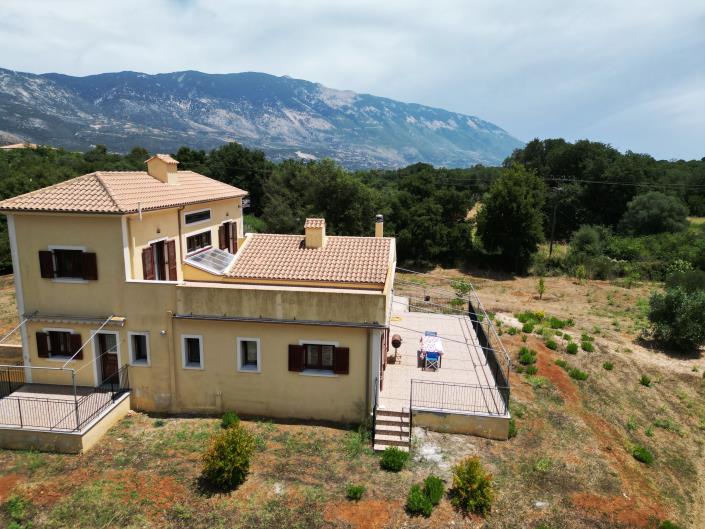 Image No.4-5 Bed House for sale