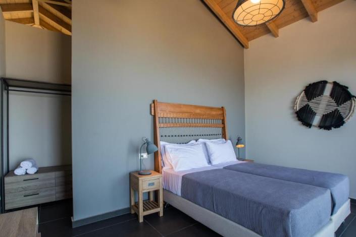 Image No.12-2 Bed Villa for sale