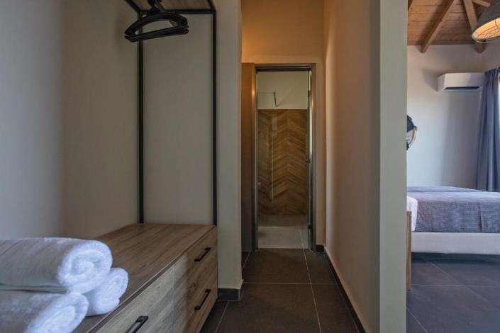 Image No.20-2 Bed Villa for sale