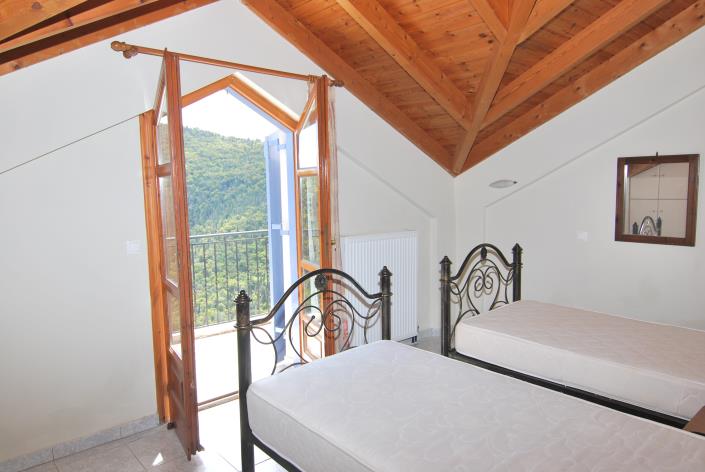 Image No.7-6 Bed Property for sale