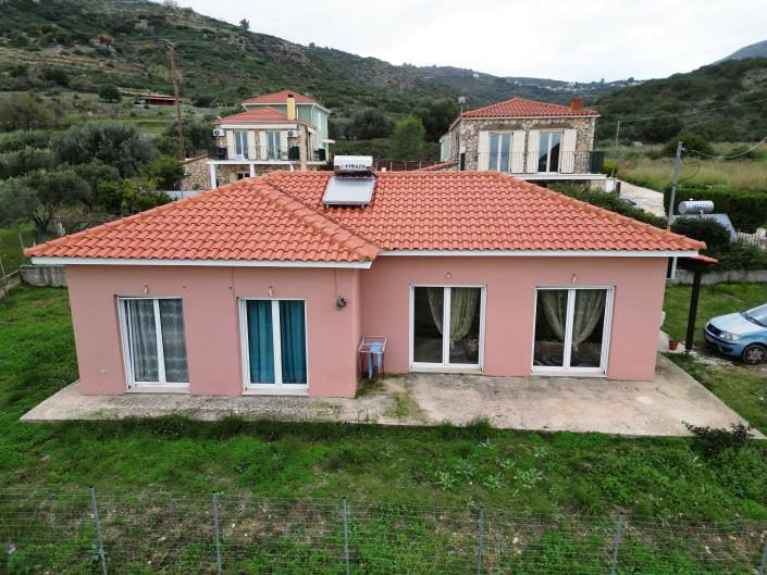 Image No.3-3 Bed House for sale