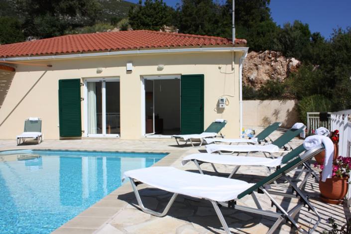 Image No.1-3 Bed Villa for sale