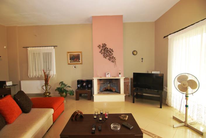 Image No.6-3 Bed House for sale