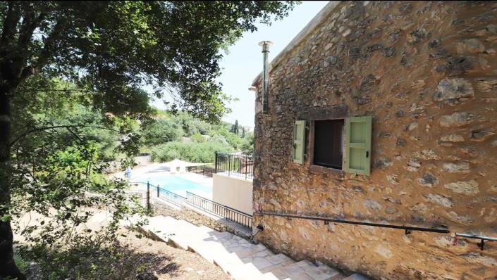 Image No.3-2 Bed House for sale