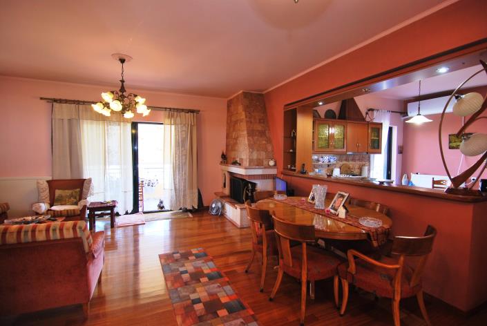 Image No.5-2 Bed House for sale