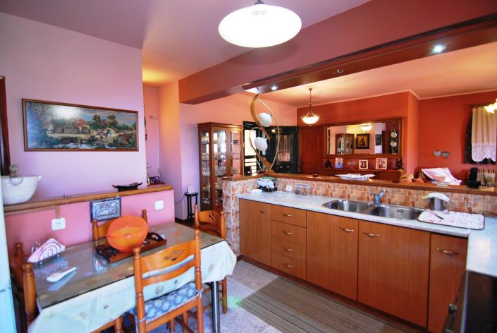 Image No.8-2 Bed House for sale