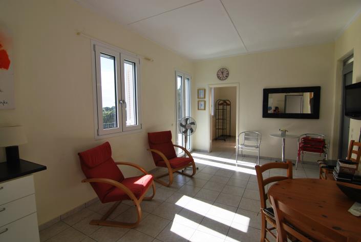 Image No.7-1 Bed House for sale