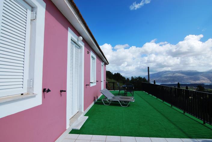 Image No.12-1 Bed House for sale