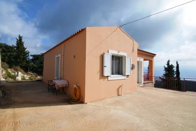 House_for_sale_in_Kaminarata_Kefalonia--16-