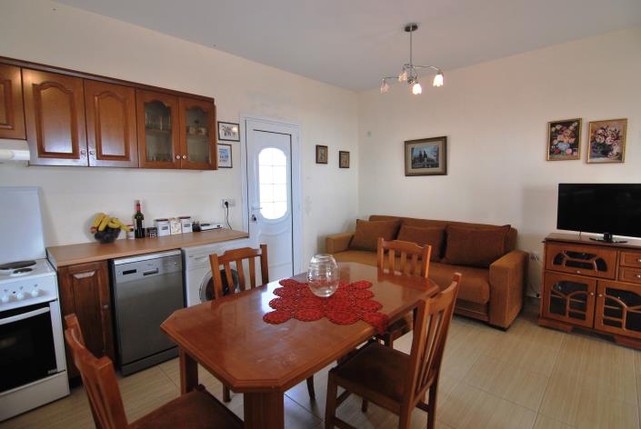 Image No.10-2 Bed House for sale