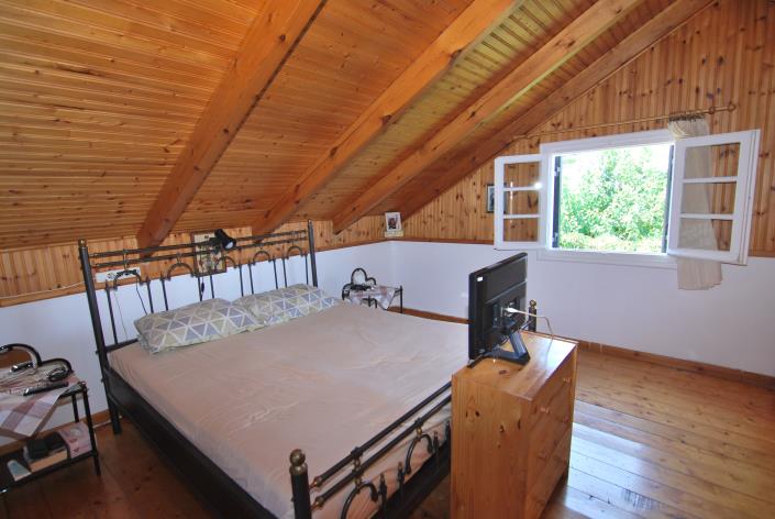 Image No.5-2 Bed House for sale