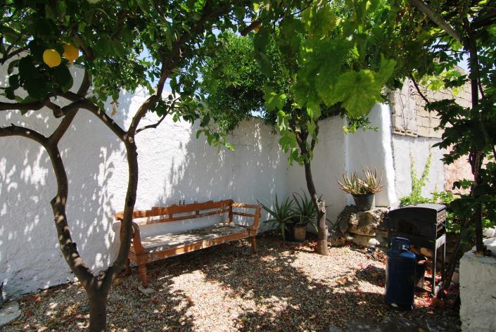 Image No.5-2 Bed House for sale