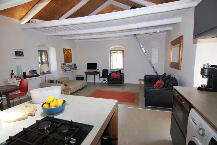 Image No.20-2 Bed House for sale