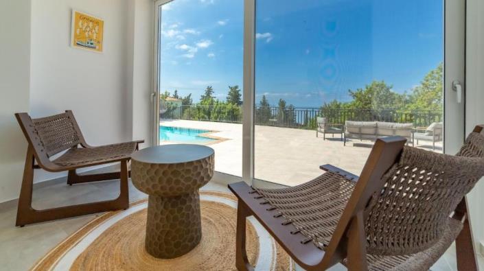 Image No.8-3 Bed Villa for sale