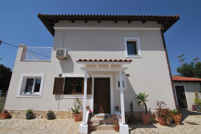 Image No.2-4 Bed Villa for sale