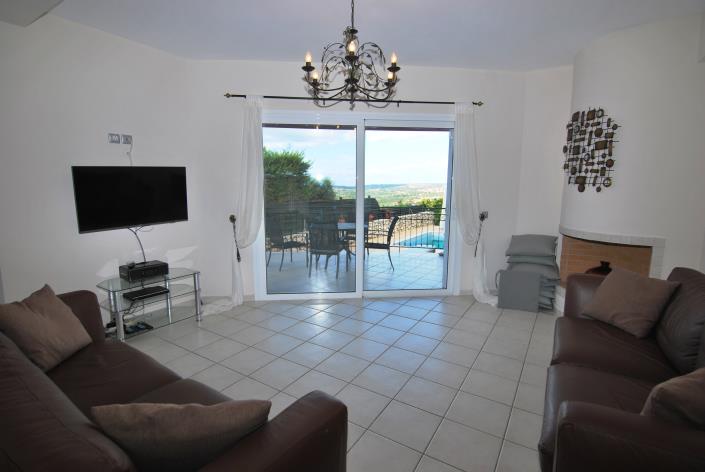 Image No.12-3 Bed Villa for sale