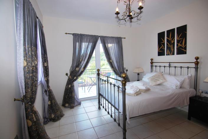 Image No.21-3 Bed Villa for sale