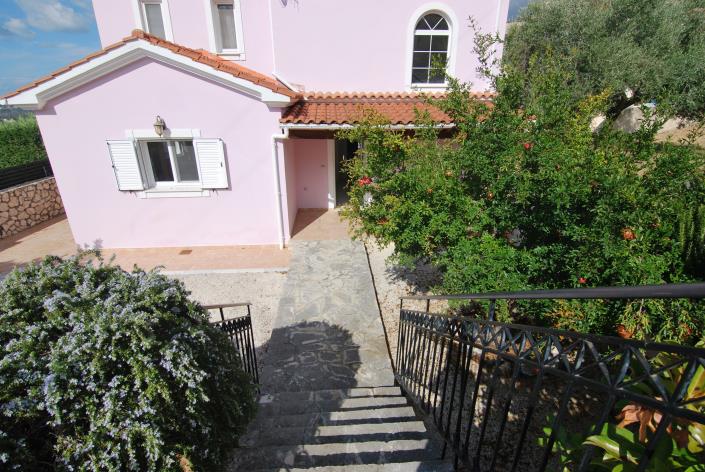 Image No.3-3 Bed Villa for sale