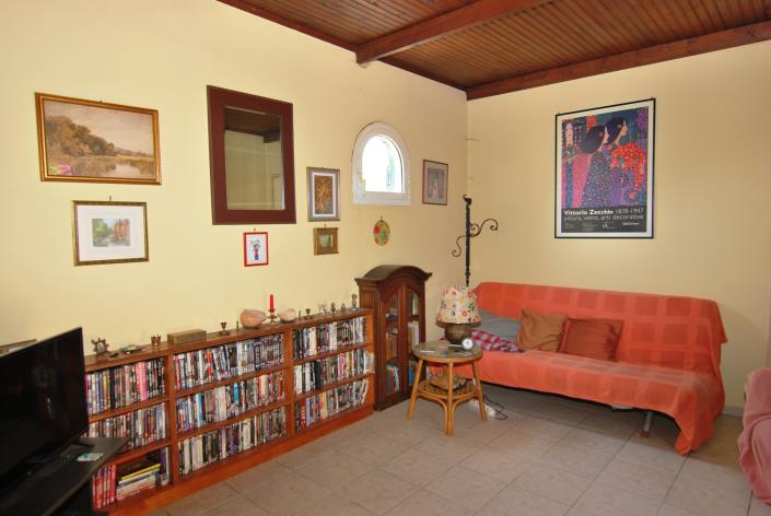 Image No.4-4 Bed Villa for sale