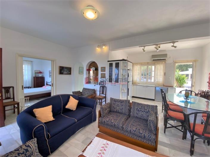 Image No.11-3 Bed House for sale