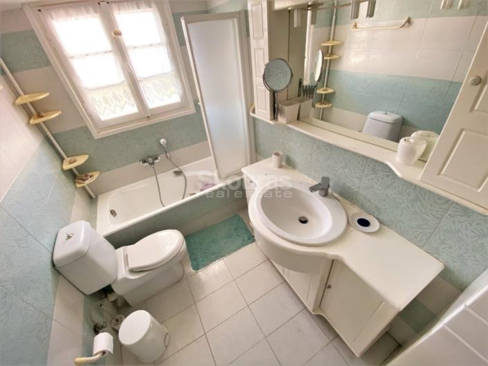 Image No.20-3 Bed House for sale