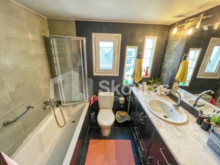 Image No.14-5 Bed House for sale