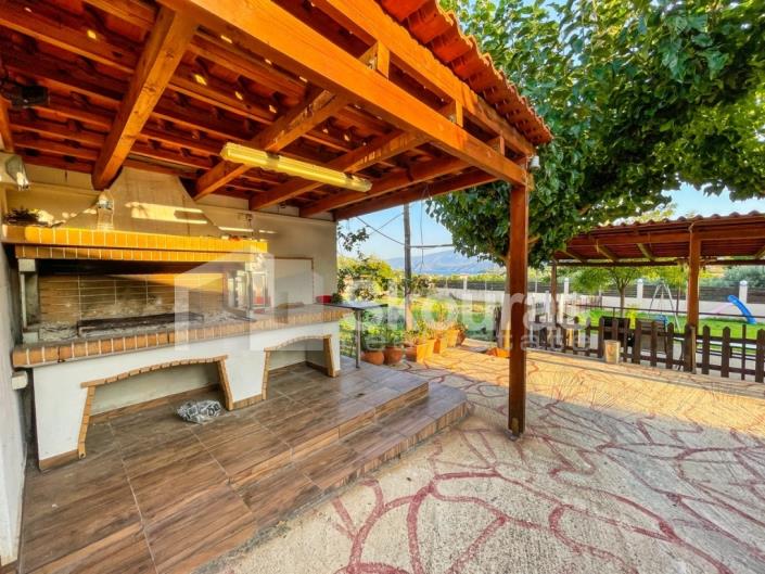 Image No.18-5 Bed House for sale