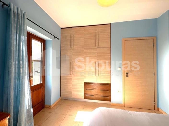 Image No.16-3 Bed House for sale