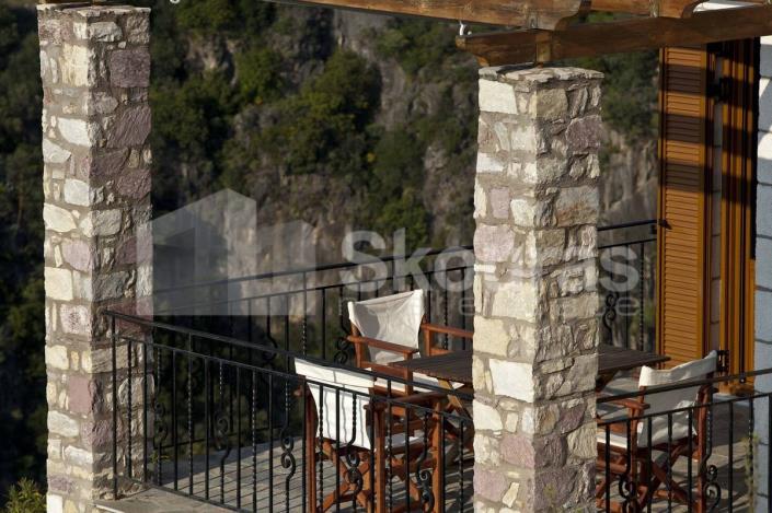 Image No.3-2 Bed House for sale