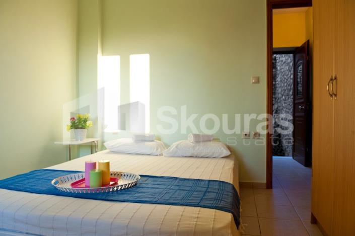 Image No.8-2 Bed House for sale