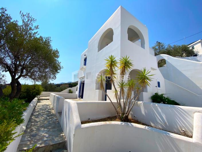 Image No.8-16 Bed House/Villa for sale