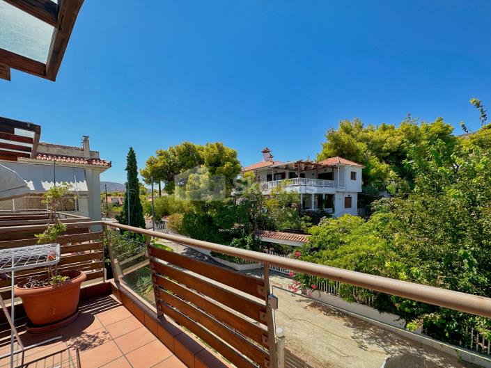 Image No.14-3 Bed Maisonette for sale