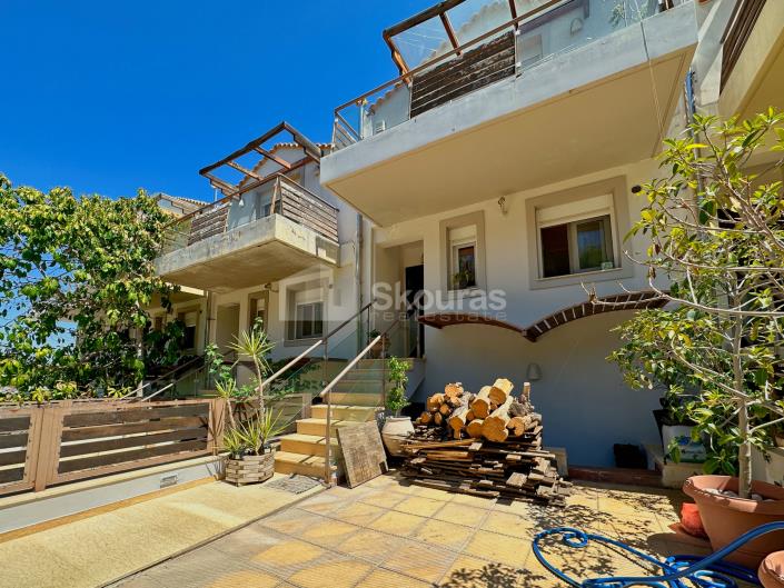 Image No.24-3 Bed Maisonette for sale