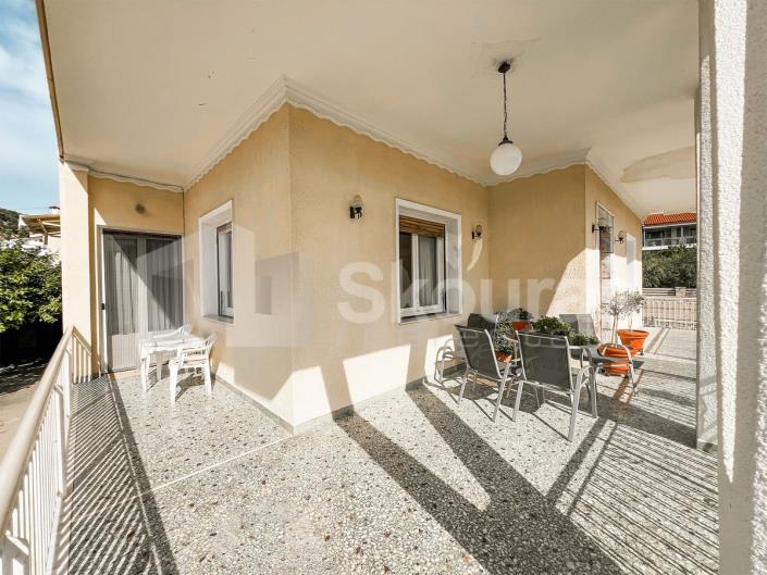 Image No.2-3 Bed House for sale