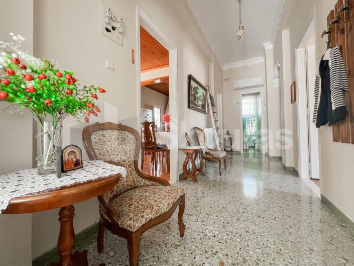 Image No.17-3 Bed House for sale