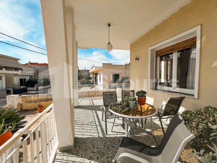 Image No.21-3 Bed House for sale