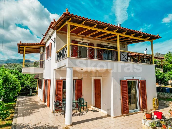 Image No.1-3 Bed House for sale