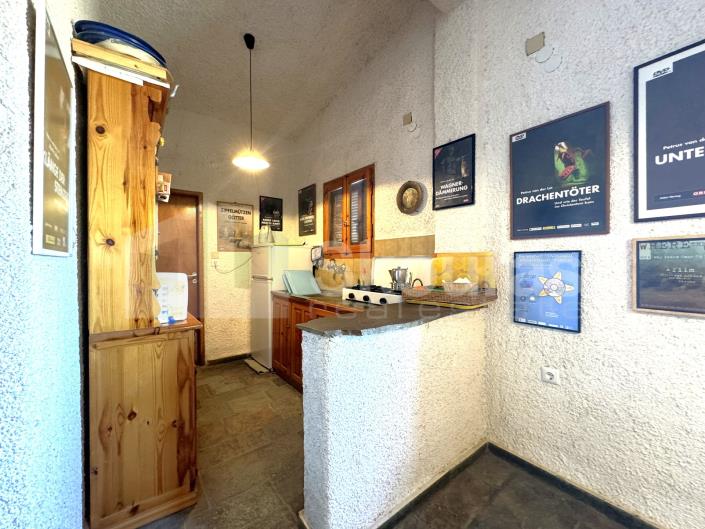 Image No.10-3 Bed House for sale