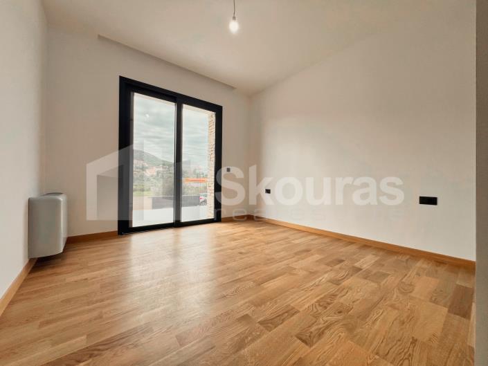 Image No.10-2 Bed House/Villa for sale