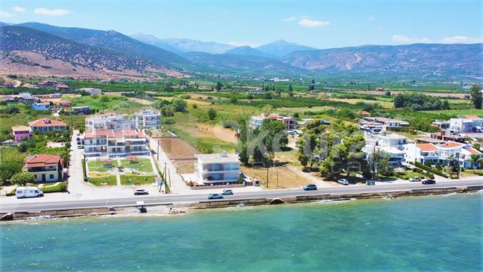 Image No.4-2 Bed House for sale