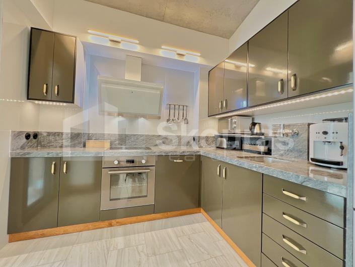 Image No.13-6 Bed House/Villa for sale