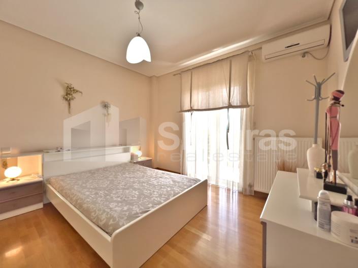 Image No.13-3 Bed House for sale