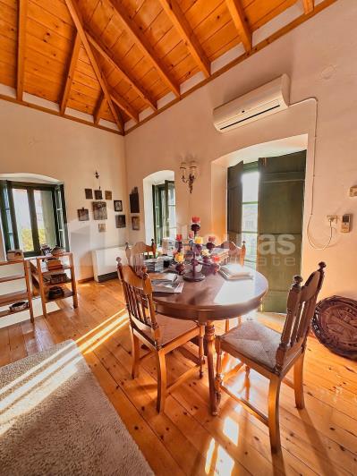 Image No.10-4 Bed House for sale