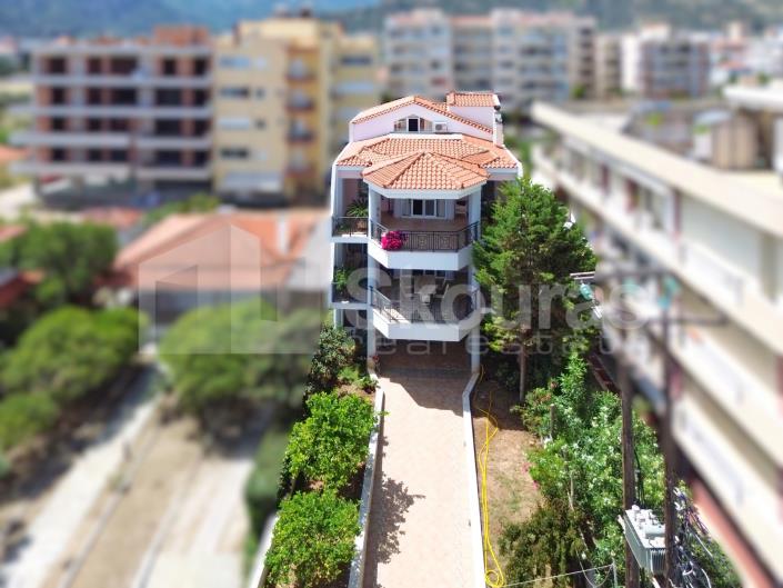 Image No.4-5 Bed House/Villa for sale