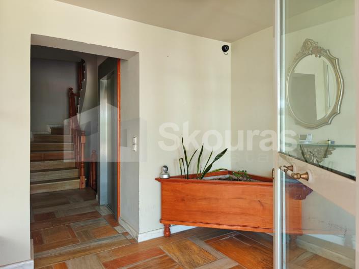 Image No.8-5 Bed House/Villa for sale
