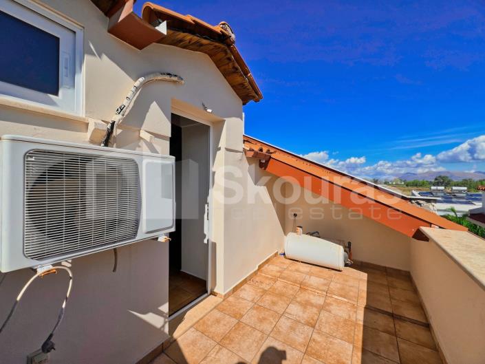 Image No.23-2 Bed Maisonette for sale