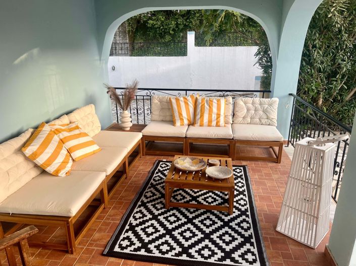 Image No.14-2 Bed House for sale