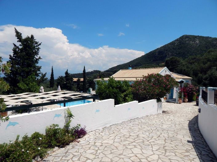 Image No.3-2 Bed House for sale