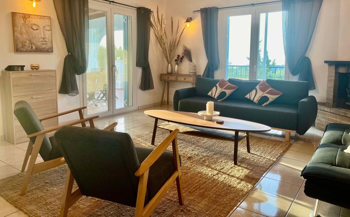 Image No.6-2 Bed House for sale