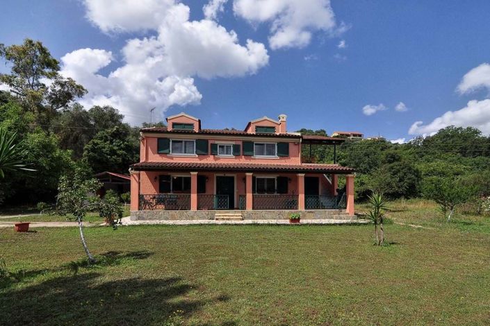 Image No.1-4 Bed House for sale